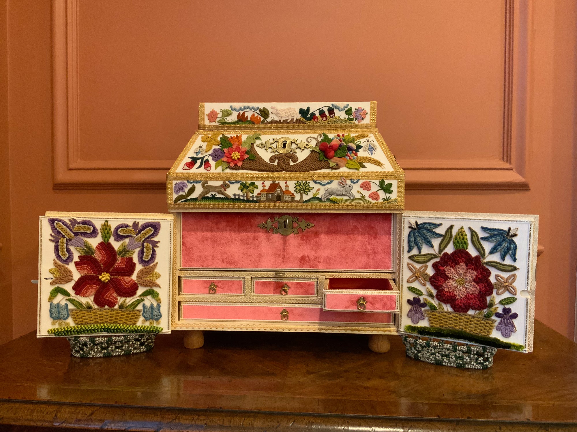 Double Casket with Four Seasons Design in Stumpwork Project Course